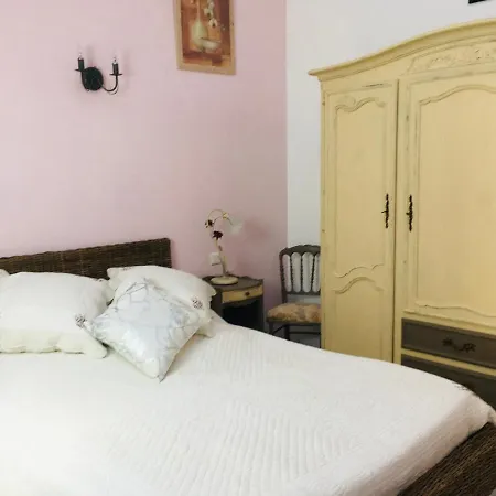 Annexe Les Tremieres Corme-Royal
